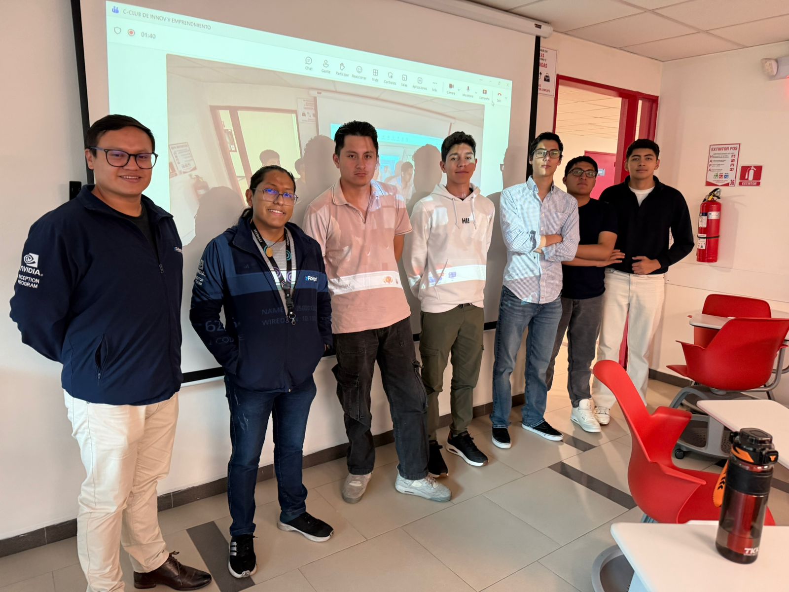 Sesión grupal y espacio formativo FIDEPOR